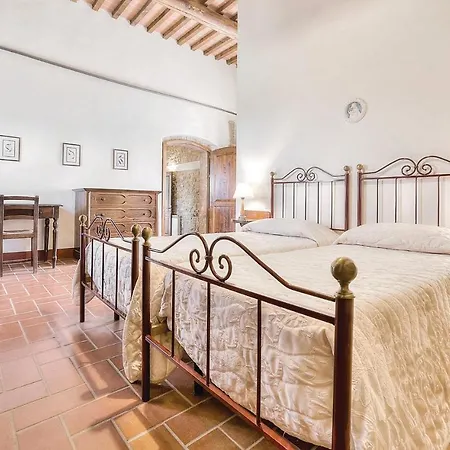 Andrea-podere Moricci Holiday home